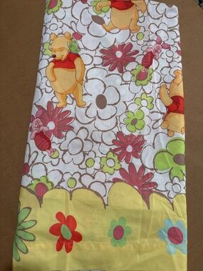 Disney Winnie the Pooh Floral Full Size Flat Sheet